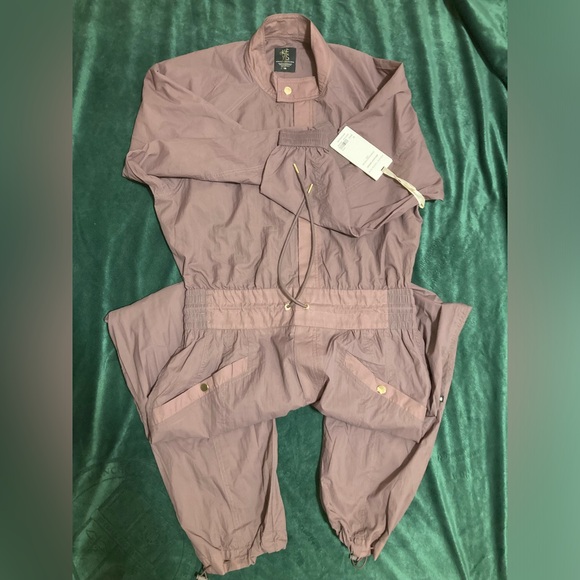 ATHLETA x ALICIA KEYS UTLITY JUMPSUIT - Picture 4 of 15